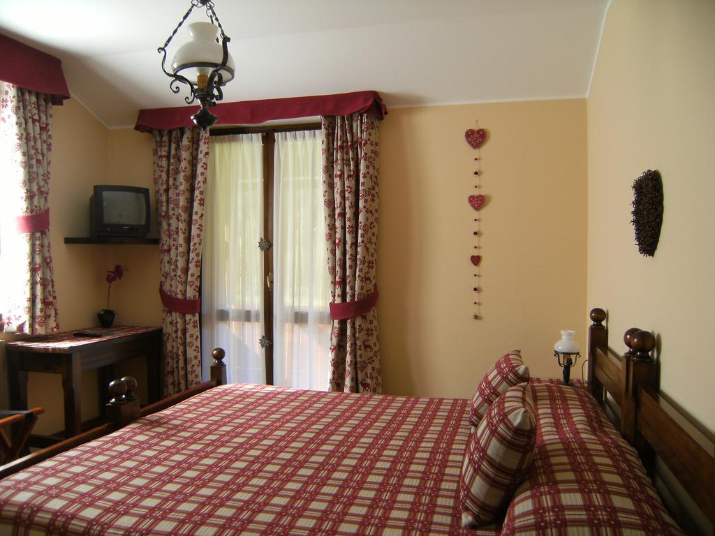 Albergo Thurwieser Santa Caterina Valfurva Exterior foto